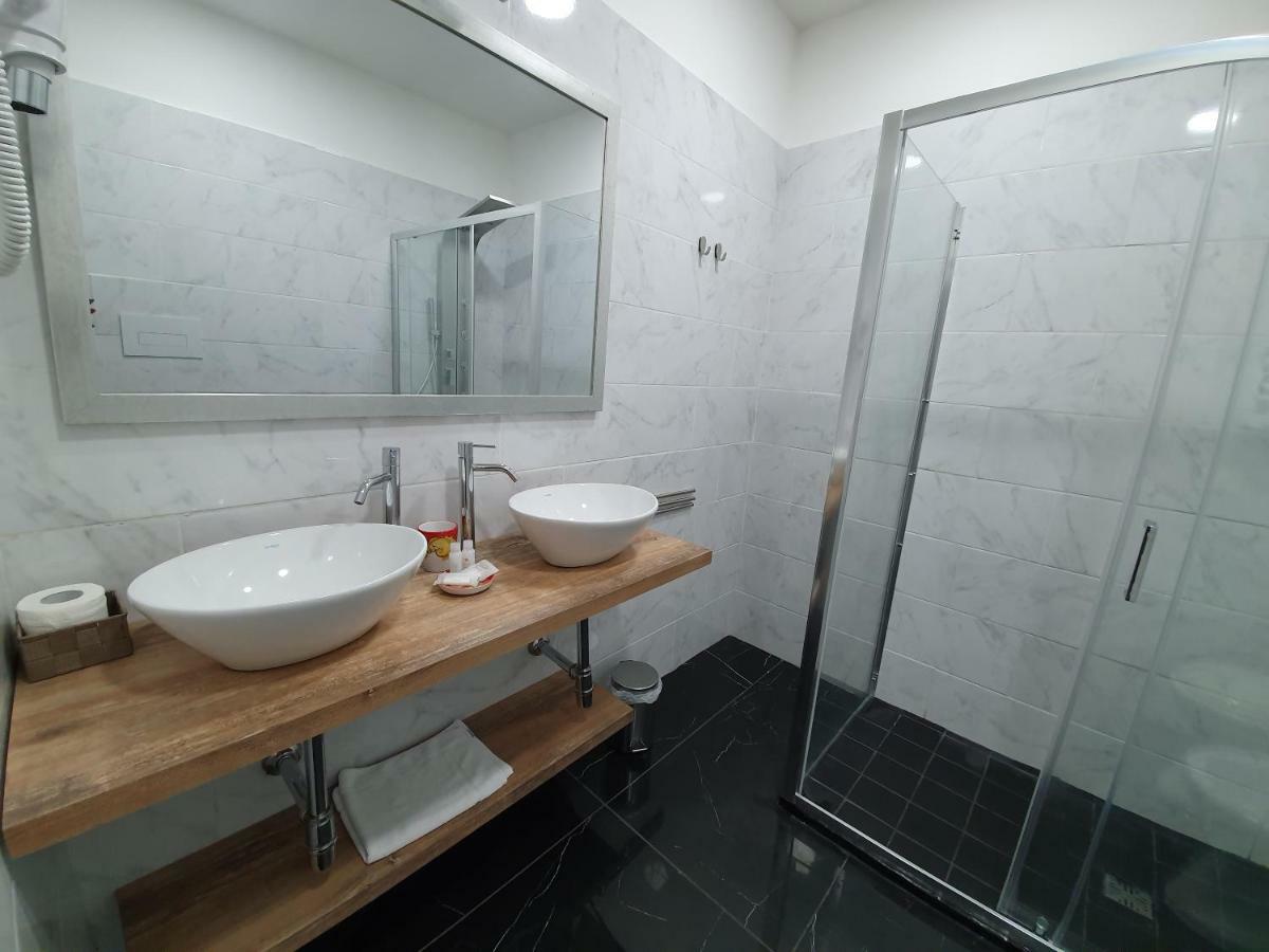 Dimorra Boutique Rooms Neapol Zewnętrze zdjęcie